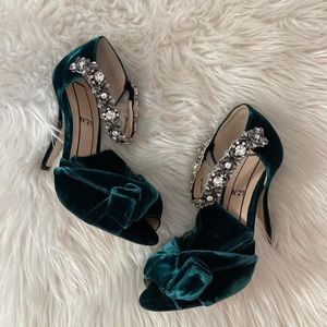 N21 Green Velvet Jeweled Heels